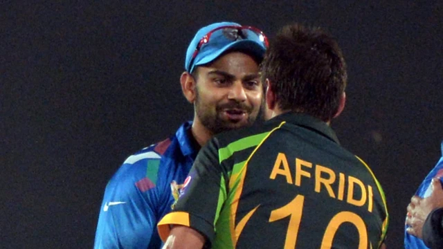 விராட் கோலி, ஷாஹித் அஃப்ரிடி