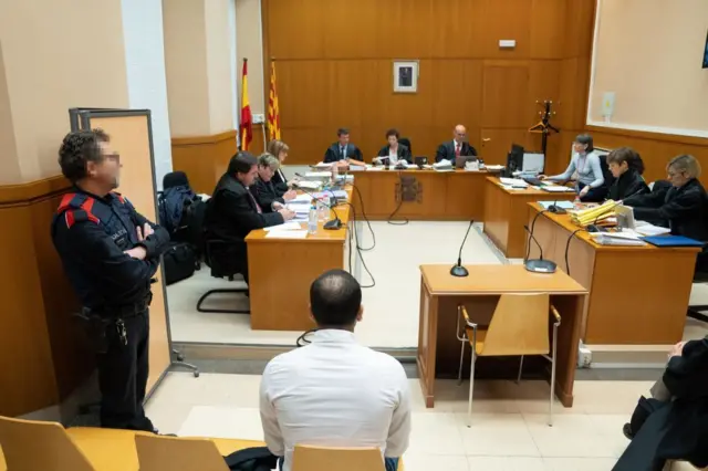 Daniel Alves durante julgamento no Tribunalsites com bonus de boas vindasBarcelonasites com bonus de boas vindas5sites com bonus de boas vindasfevereirosites com bonus de boas vindas2024