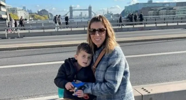 Jace, deneysel gen terapisi için ailesiyle birlikte Londra'ya geldi