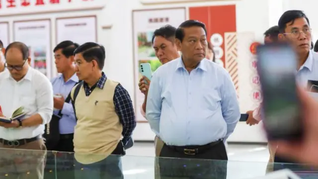 USDP ပါတီဥက္ကဋ္ဌဦးခင်ရီနဲ့ အထွေထွေအတွင်းရေးမှူး ဦးသောင်းအေးရဲ့ တရုတ်ခရီးစဥ်