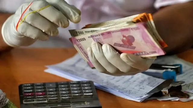 வேலூர் நிதி நிறுவன மோசடி இளைஞர் தற்கொலை