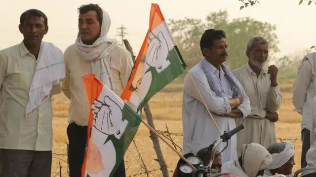 બિશાન ગામના લોકો