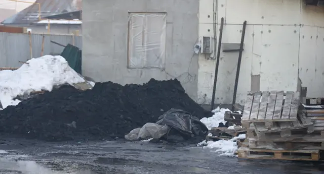 Турак жайы мыйзамдаштырылып бүтпөгөн конуштун көйгөйү чачтан көп. Газга кошулуу азырынча куру кыял дегендери да бар