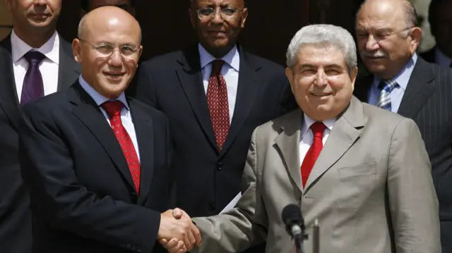 El presidente chipriota Demitris Christofias y líder turcochipriota Mehmet Ali Talat en 2008.
