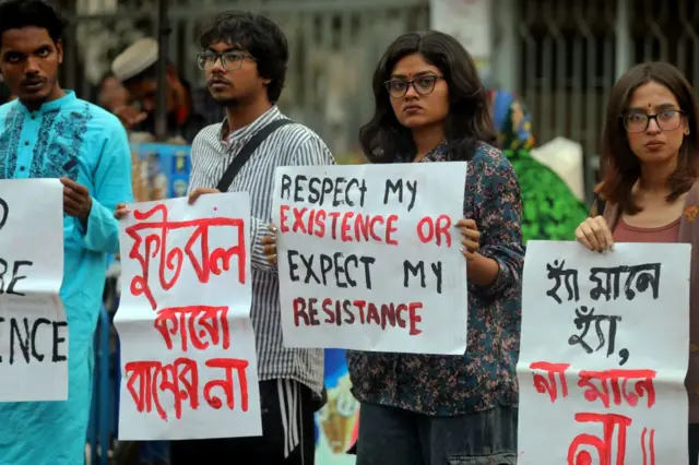নারীর ওপর সহিংসতা বাড়ায় প্রতিবাদ-বিক্ষোভ 