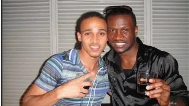 Di two Peters togeda for picture