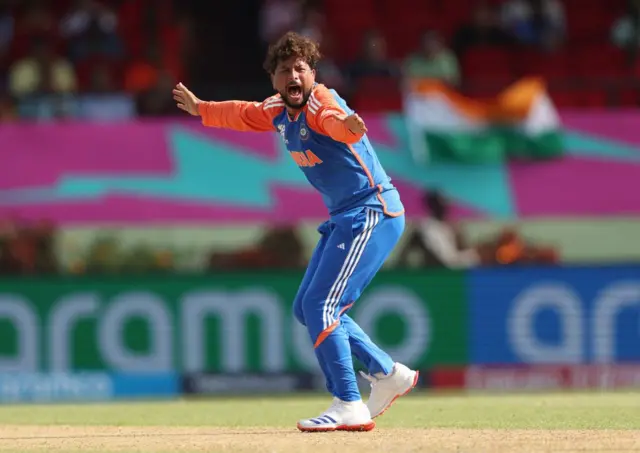 અક્ષર પટેલ, કુલદીપ યાદવ, ભારત, ઇંગ્લૅન્ડ, આઈસીસી ટી20 વર્લ્ડકપ, બીબીસી ગુજરાતી