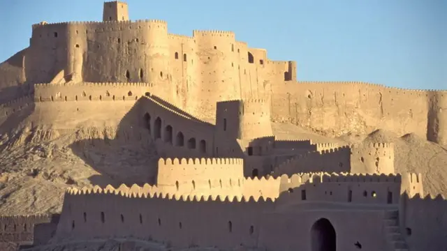 بام ومشهدها الثقافي