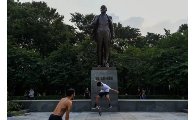 Ленін в Ханої