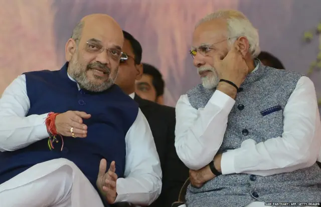 मोदी के साथ अमित शाह