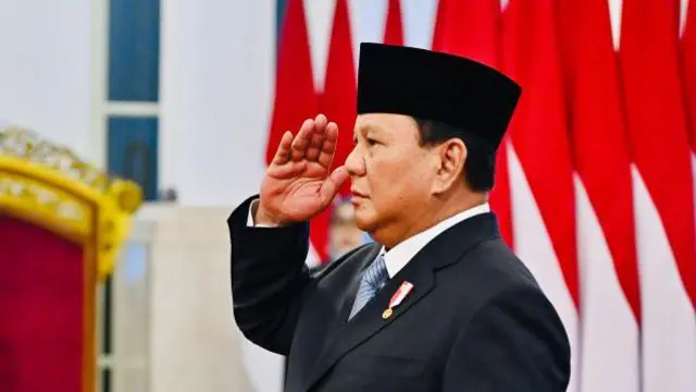 ကျမ်းသစ္စာကျိန်ဆိုပြီး အလေးပြုနေတဲ့ အထူးတပ်ဖွဲ့ရဲ့ တပ်မှူးဟောင်းပရာဘိုဝို ဆူဘီယံတို