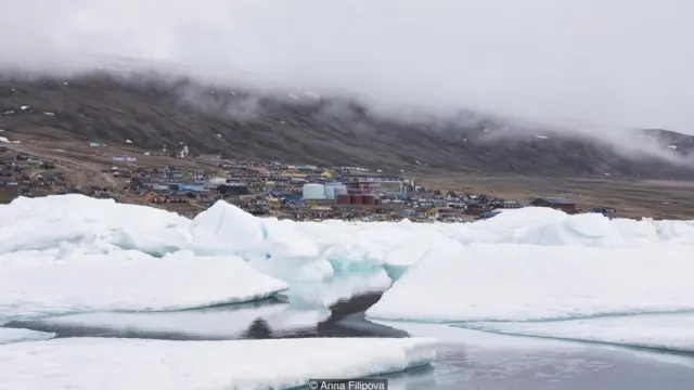 गायब होता एक गांव