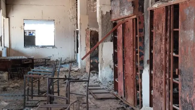 आगजनीमा परेको चितवनको भरतपुरस्थित मालपोत कार्यालय