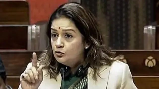 शिवसेना (उद्धव बाळासाहेब ठाकरे) पक्षाच्या राज्यसभा खासदार प्रियंका चुतुर्वेदी