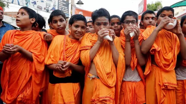 नरेंद्र मोदी का रोड शो