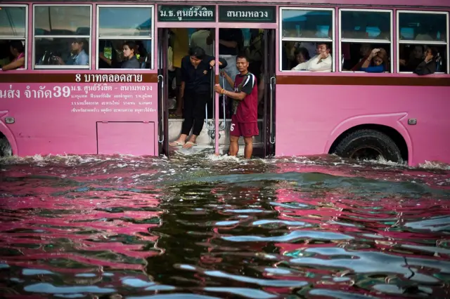 10 ปี น้ำท่วม ไทย flood thailand bangkok 2011