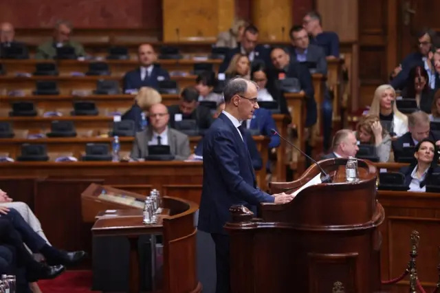 Macut ima bogatu lekarsku biografiju