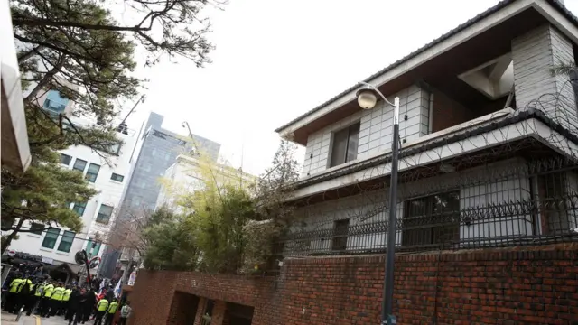 朴槿惠搬出总统府