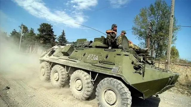 রুশ ট্যাঙ্ক।