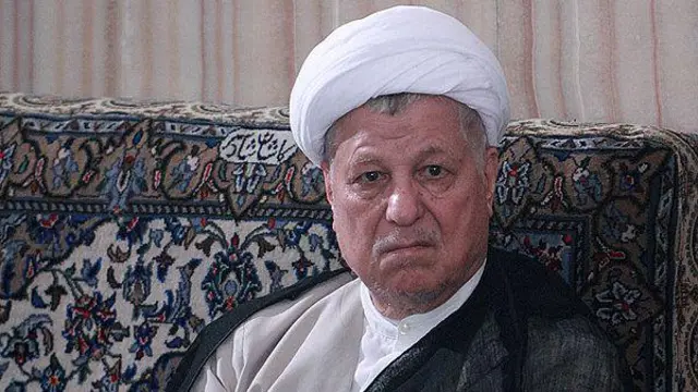 اکبر هاشمی رفسنجانی که در زمان تدوین سند چشم انداز وعده «تمدن اسلامی» در ایران داده بود، دوازده سال پس از ابلاغ این سند گفت که ایران در حال رسیدن به وضعیت «نفت در برابر غذا» است