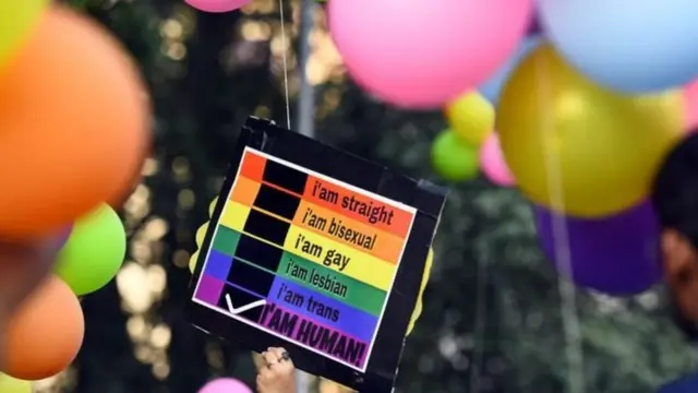 लेस्बियन