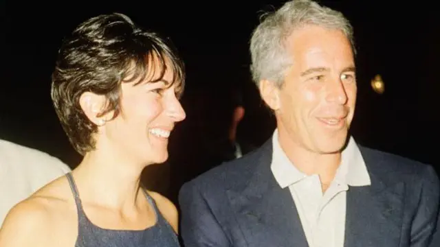 Giuffre conoció a Epstein y Maxwell en Florida.