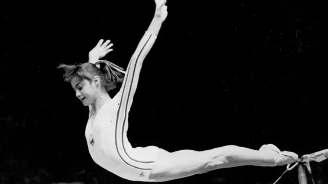 Nadia Comaneci en las redes