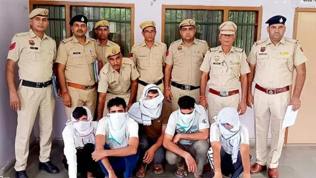 పోలీసులు, నిందితులు 