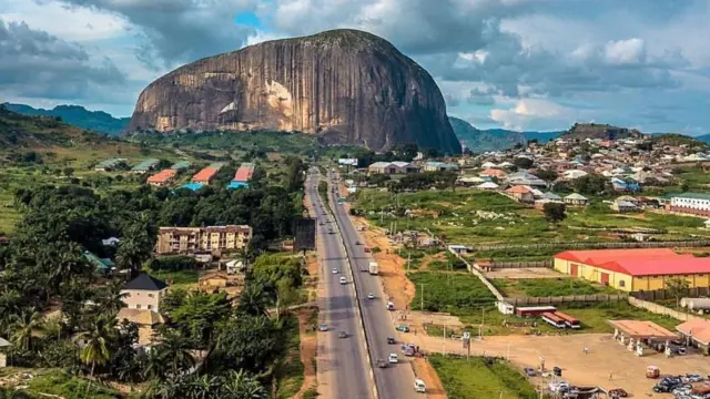 Hoton dutsen Zuma da ta dauka da kamara mai tashi sama