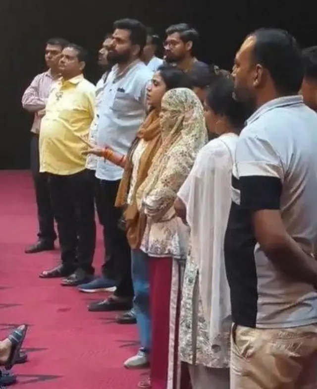 நலசோபாராவில் அந்தப் படம் முடிந்த பிறகு உறுதிமொழி எடுக்கப்பட்டது.