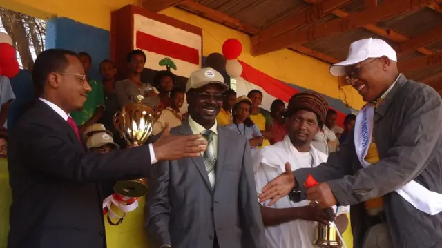 Aabba Nuuraa badhaasa hedduu argate hujji isaatif