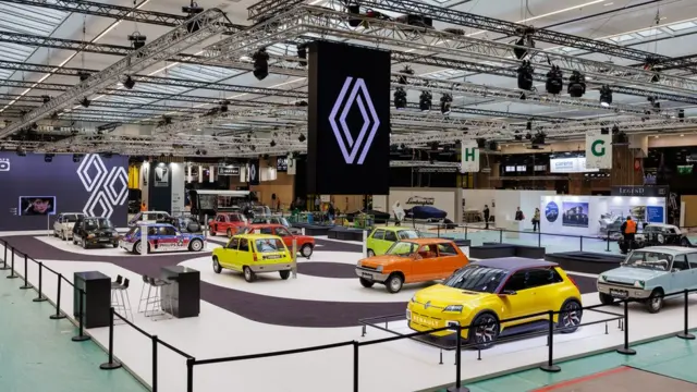 مدل الکتریکی رنو ۵ دو سال دیگر به بازار خواهد آمد