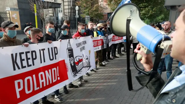 У Києві зійшлися противники і прихильники заборони абортів у Польщі