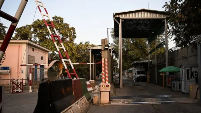 Kabildə xarici diplomatların qaldığı "yaşıl zona" bazar günü axşamadək tamamilə boşalıb