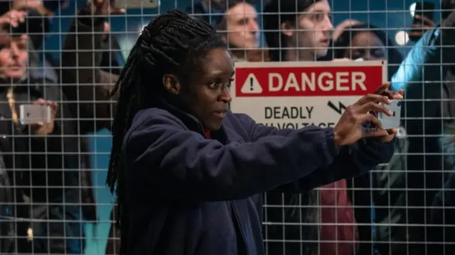 Серіал "Роки й роки"