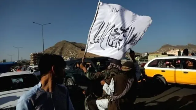 طالبان در سه روز آتش بس اعلام شده‌شان وارد شهرهای افغانستان شدند