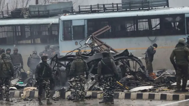 పుల్వామా ఘటనా స్థలం