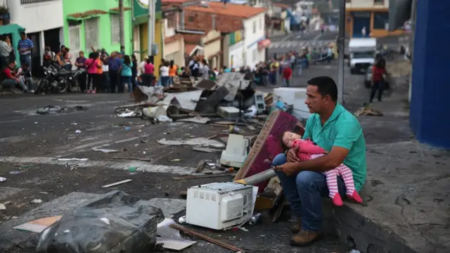 ونزوئلا سالهاست که با بحران اقتصادی روبه‌رو است