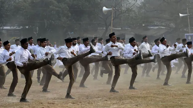 आरएसएसच्या म्हणण्यानुसार, भारतात 73 हजारांहून अधिक शाखा आहेत.