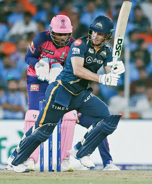 રાજસ્થાન રૉયલ્સ અને ગુજરાત ટાઇટન્સ