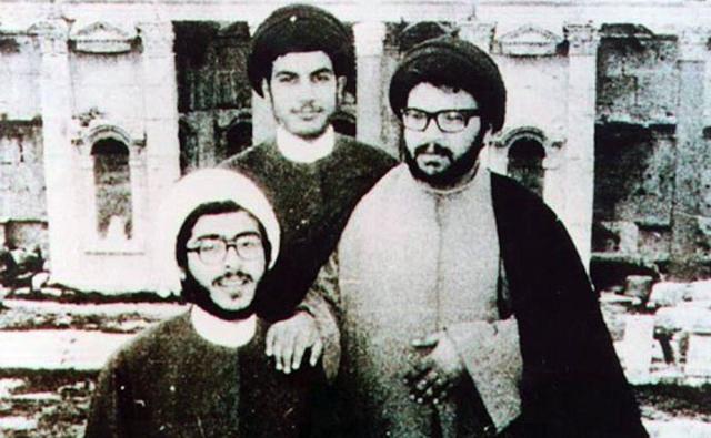 Hassan Nasrallah (centro) encontrou-se com Abbas Mousavi (à direita) duranteapp casino bonusestadaapp casino bonusNajaf