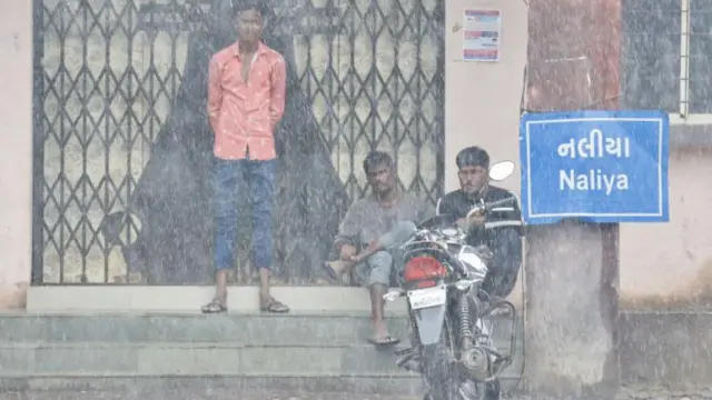 કચ્છનું નલિયા, નલિયા ગુજરાતનું સૌથી ઠંડુ સ્થાન, નલિયા ગુજરાતનું સૌથી ગરમ સ્થાન, જનજીવન ઠપ, પારો ઝીરો