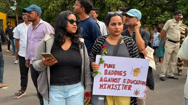 कॉक्रोच जनता पार्टी