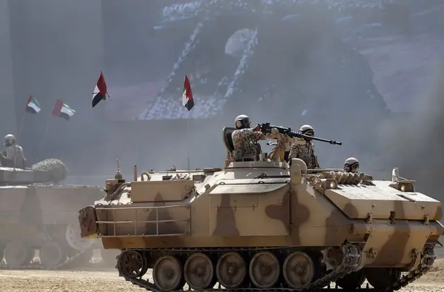 यूएई के पास 63 हजार सैनिक हैं. यूएई के पास टेक्नोलॉजी और सटीक हमलों की क्षमता है.