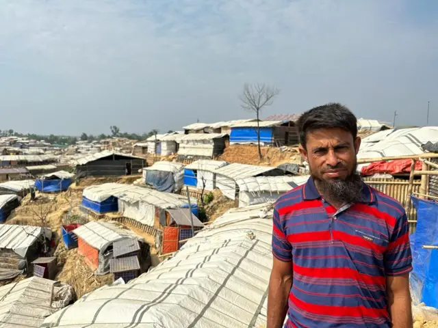 বাড়িঘর সব ফেলে এসেছেন খালেক, এখন গেলে সেখানেই ফিরে যেতে চান