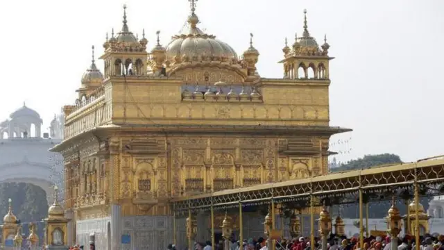 ਦਰਬਾਰ ਸਾਹਿਬ