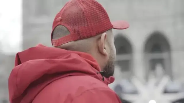 “Wadamada kale saaxiib lama ahan soogalootiga sharci darrada ah, laakiin Canada waa ay soo dhaweysay,” ayuu yiri Joshua.