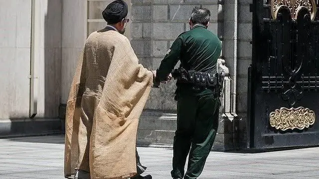 این عکس وزیر اطلاعات حاشیه ساز شده بود