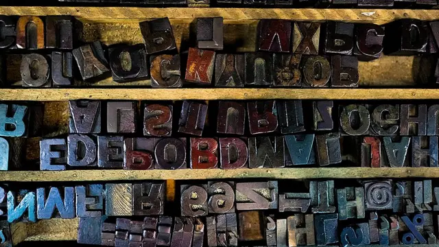 Letras de imprenta en Cali, Colombia.