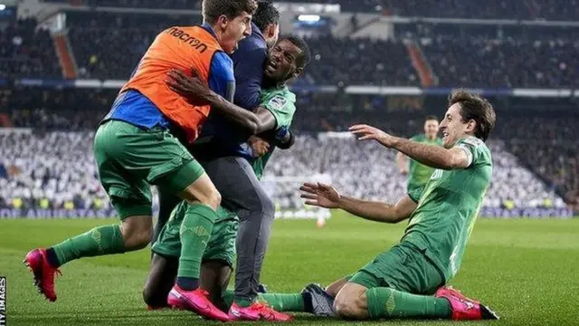 ኣሌክሳንደር ኢሳቕ ኣብ ስጳኛ